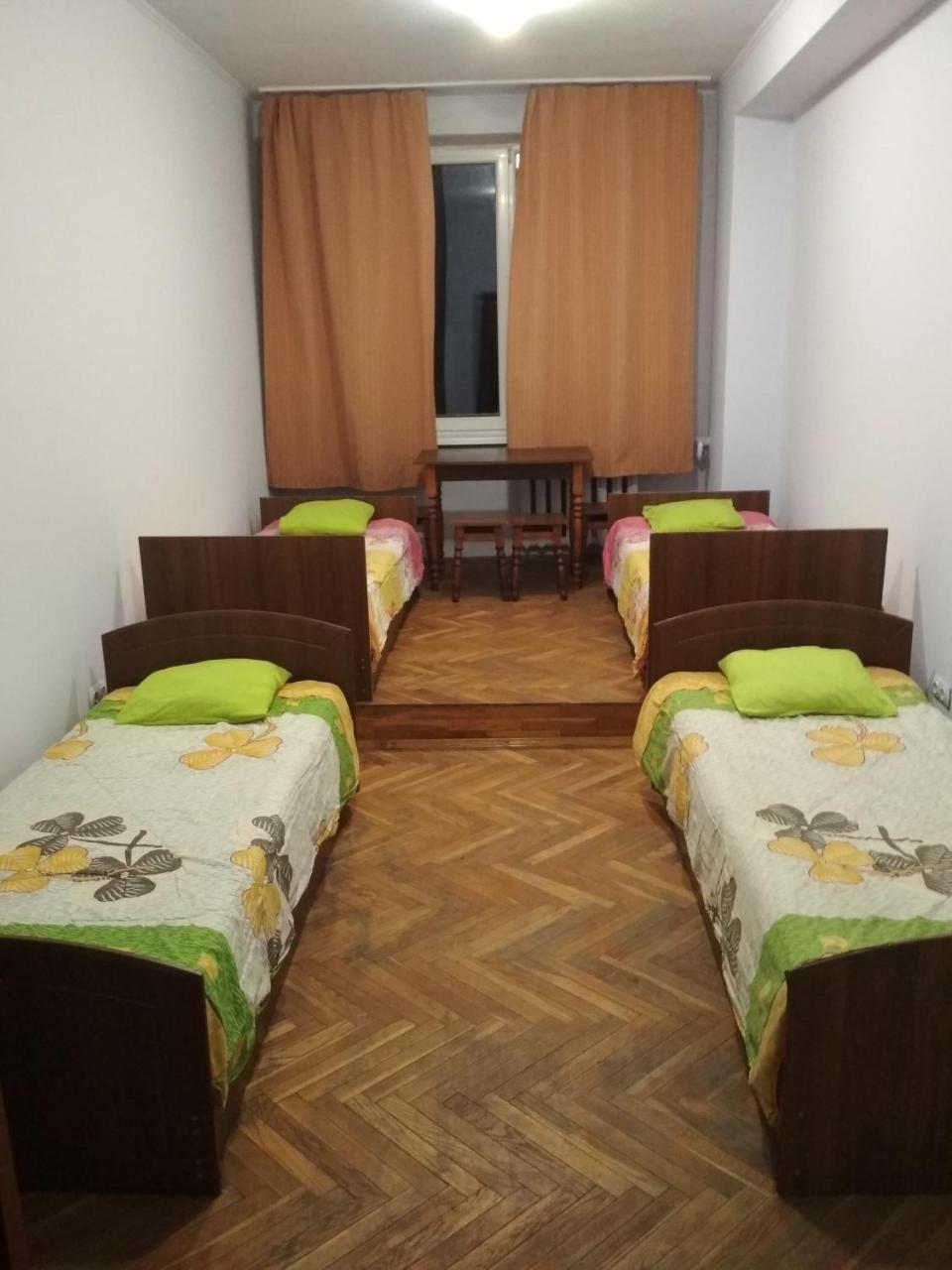 Hostel Na Kurmanovycha Leopoli Esterno foto