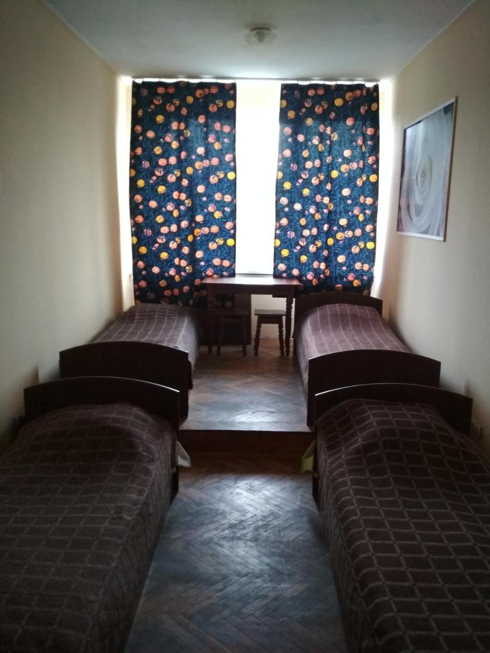 Hostel Na Kurmanovycha Leopoli Esterno foto
